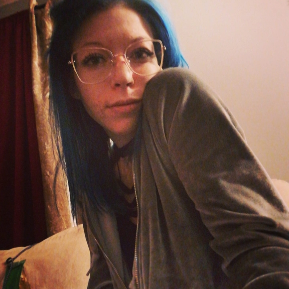 Meet your Posher, Sunshine - Picture 1 of 1